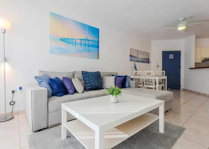 아파트 H&o Sea & Sun 파포스