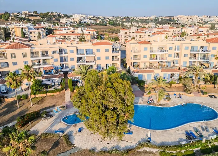 H&o Sea & Sun * 파포스