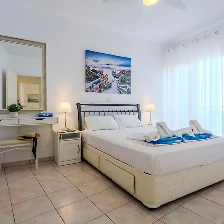 H&o Sea & Sun Apartment Paphos